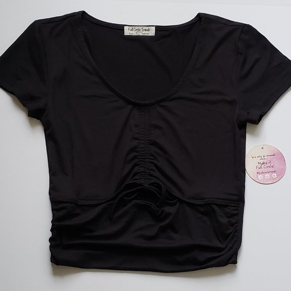 FULL CIRCLE TRENDS Front Drawstring Short Sleeve Top - Picture 5 of 5